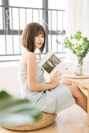 电影女机械人